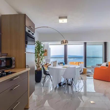 Apartman In With Kitchen Crikvenica