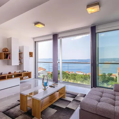 Apartman In With Kitchen Crikvenica